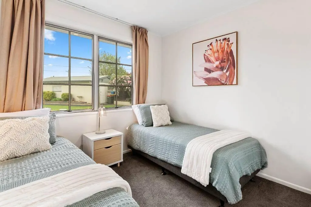 Edgewater Escape Villa Rotorua